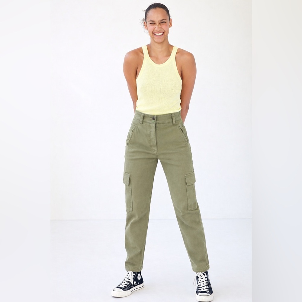 NWT Aritzia Wilfred Free Mila Cargo Pant - Khaki